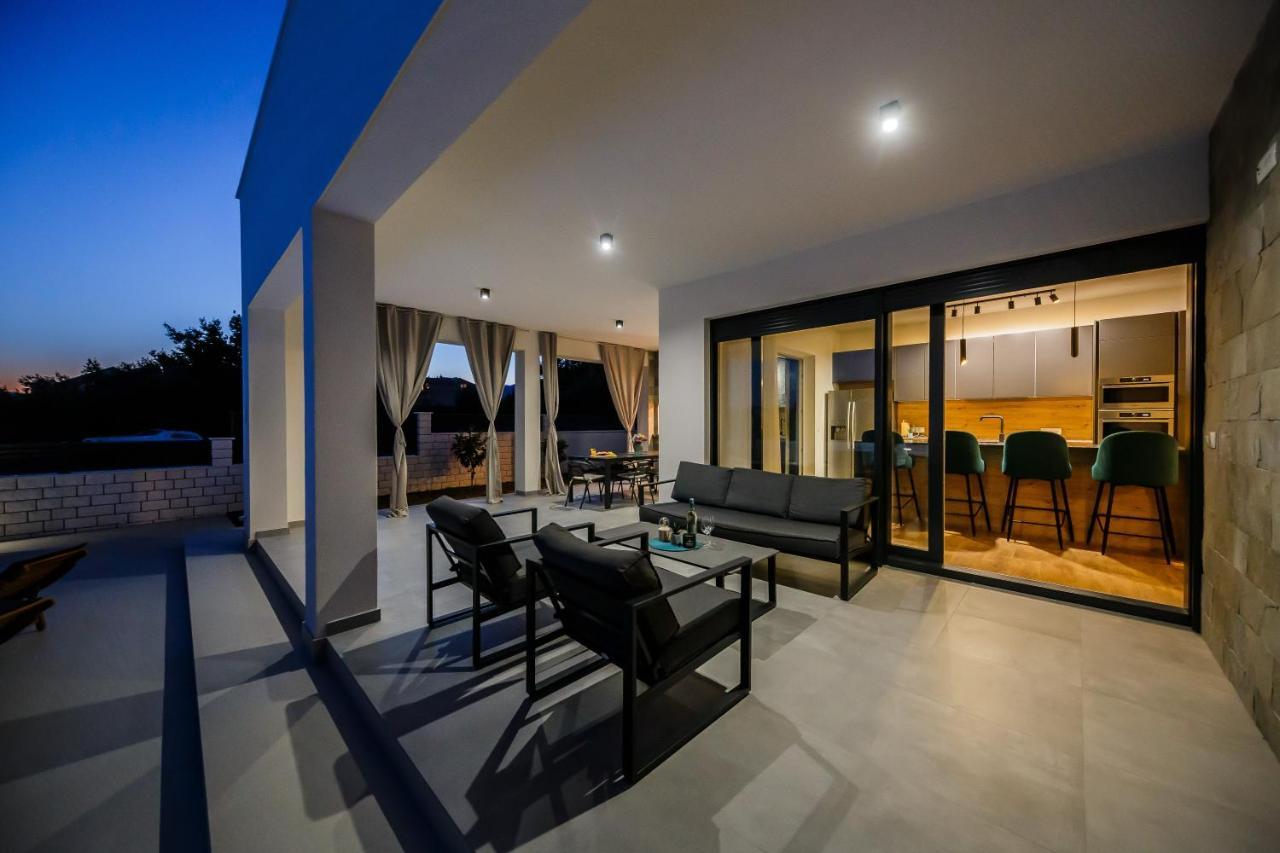 Villa Luka Kaštela Eksteriør billede