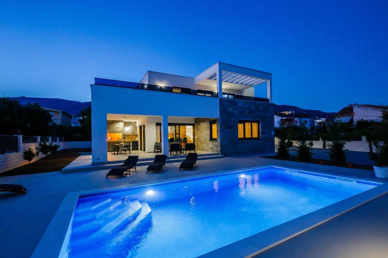 Villa Luka Kaštela Eksteriør billede