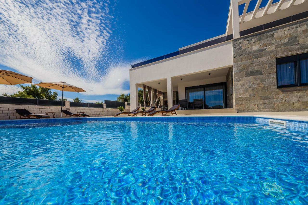 Villa Luka Kaštela Eksteriør billede