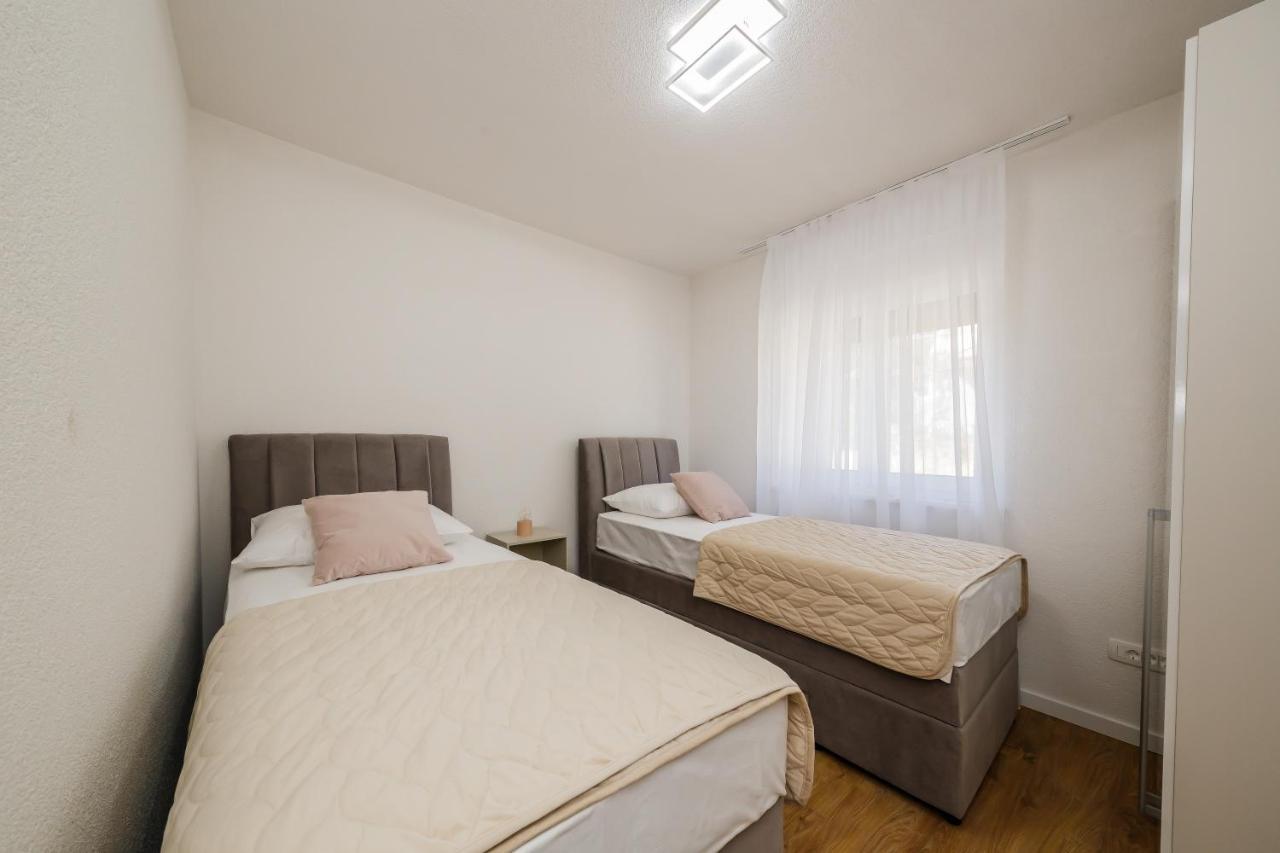 Villa Luka Kaštela Eksteriør billede